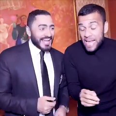 برشلونة يحتفل بفوزه على بلباو واستعادة أدائه المميز بأغنية تامر حسنى