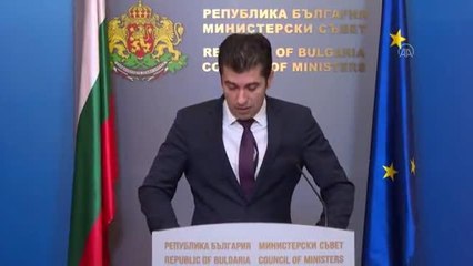 Bulgaristan Başbakanı Petkov, Savunma Bakanı Yanev'in istifasını istedi