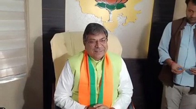 आईफोन पर नहीं थम रही सियासत, वीडियो में जानिए पूनियां ने क्या कहा