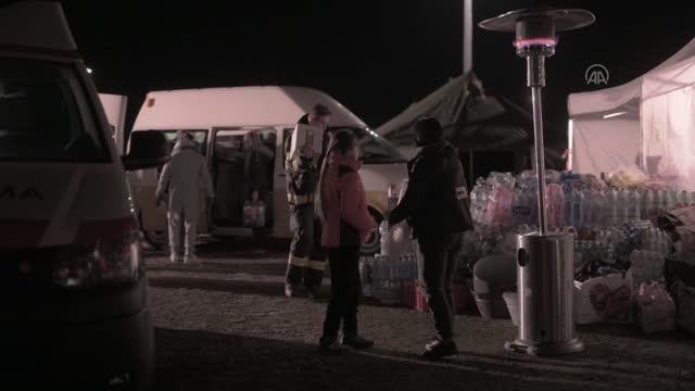 Rusya'nın Ukrayna'ya saldırılarının ardından siviller Slovakya'ya gelmeye devam ediyor