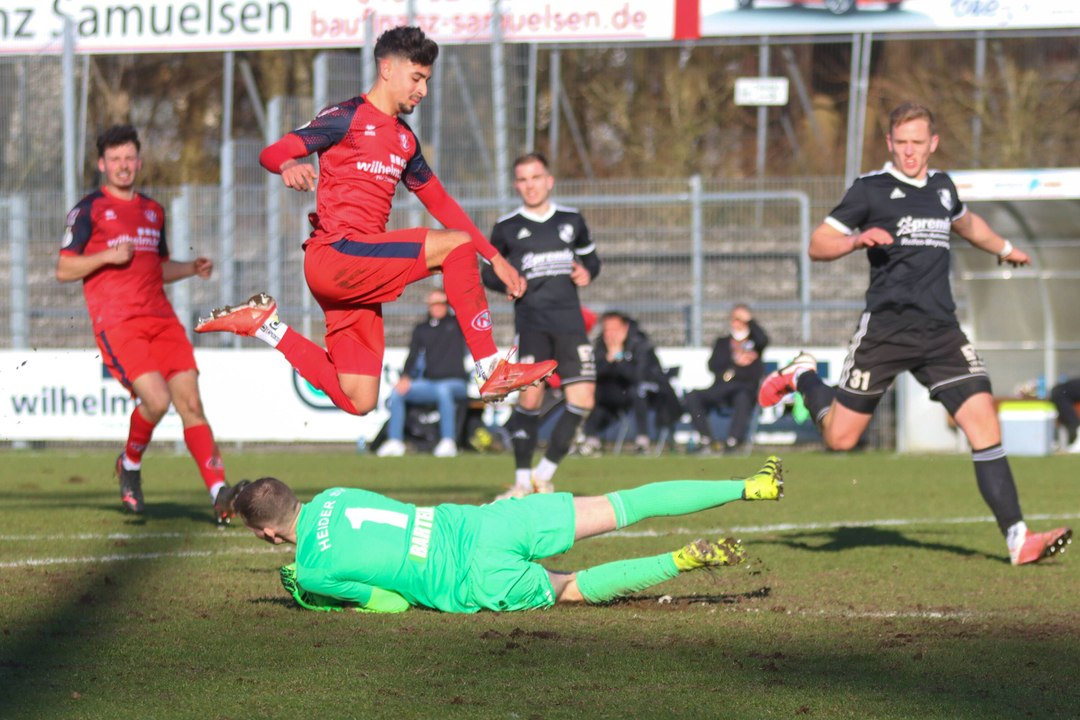 Last-Minute-Sieg im Abstiegskampf: Norderstedt erkämpft Heimerfolg