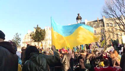 "Stop Poutine": nouvelles manifestations en France contre la guerre en Ukraine