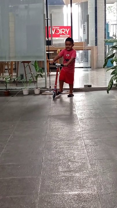 Scooter baru ishaq Micro