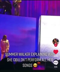 Summer Walker gets criticized for not performing her biggest songs