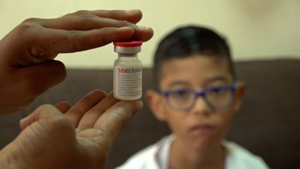 Familias del residencial El Doral reciben vacunas contra la Covid-19