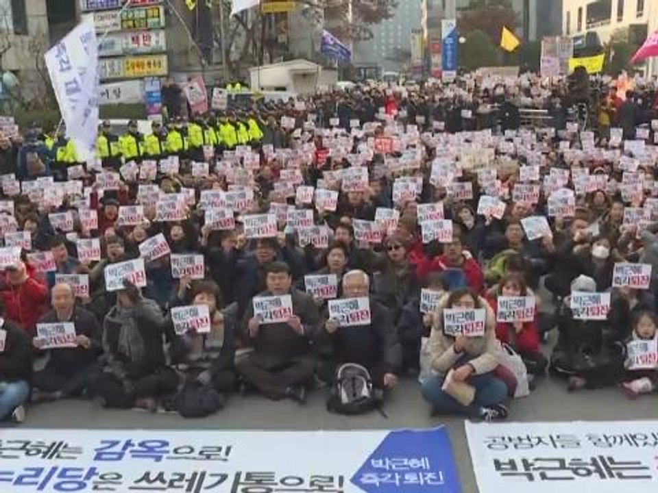 Mass protest demands ouster, arrest of South Korea president