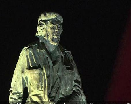 Fidel Castro's ashes reunited with 'Che' Guevara