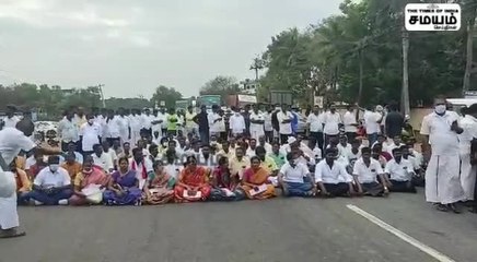 செங்கல்பட்டு திமுகவினர் சாலை மறியல் போராட்டம்; இதாங்க ரீசன்!