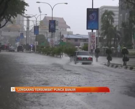 Longkang tersumbat punca banjir
