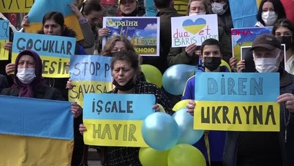 TRABZON'DA YAŞAYAN UKRAYNALILARDAN SAVAŞ TEPKİSİ