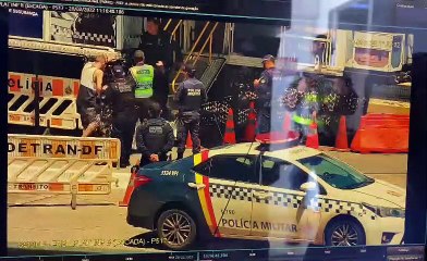 Policial salva jovem engasgado na rodoviária