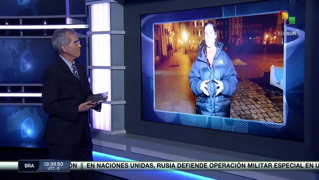 Miles de refugiados ucranianos continúan cruzando frontera con Polonia