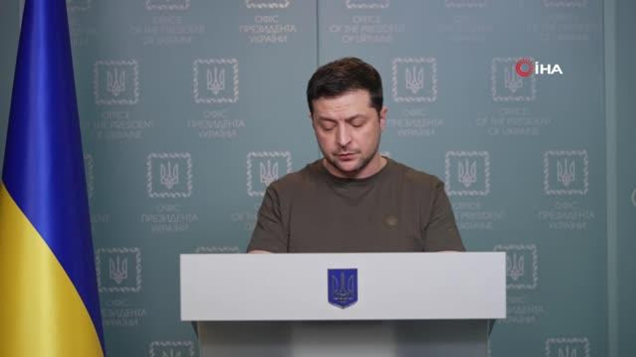 Ukrayna Devlet Başkanı Vladimir Zelenskiy, Rusya'nın savaş suçu işlediğini savunarak, "Savaş suçu işleyen bir devletin BMGK üyesi olmaması gerekir"...