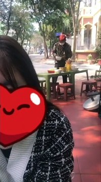 Clip: Thông Soái Ca đi phục vụ bún dù mới tậu siêu xe