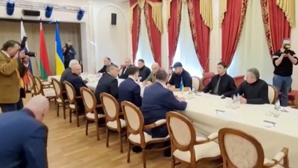 Russia and Ukraine officials conclude first round of talks in Belarus