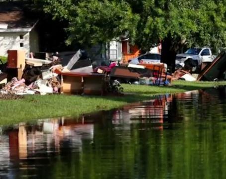 Hurricane Irma batters Caribbean, Florida braces for landfall