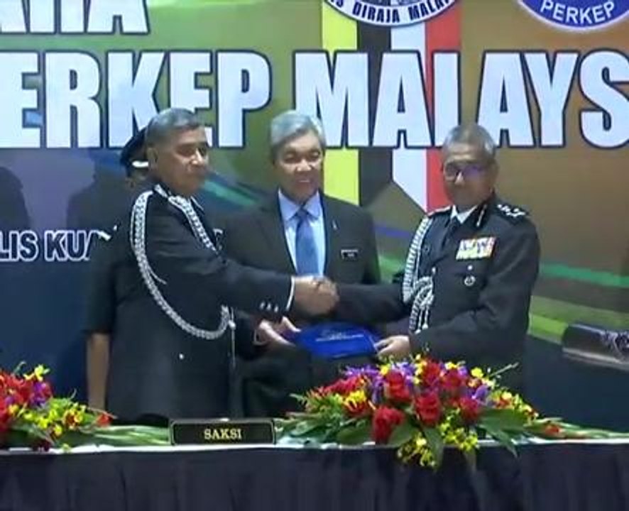 SPRM gesa kerajaan kaji skim gaji polis