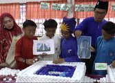 Bicara Sarawak: Kreativiti pelajar hasilkan Jalur Gemilang guna tudung botol