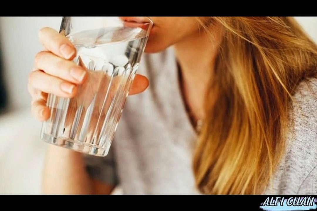 Cara menghilangkan jerawat yang berlebih agar wajah kembali glowing.