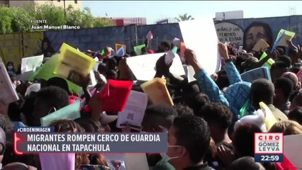 Migrantes rompen cerco de GN en Tapachula