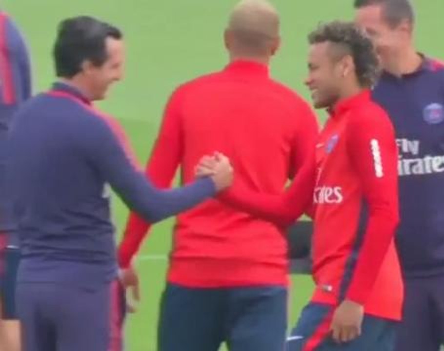 Neymar cleared for PSG debut
