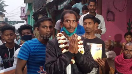 daily wager become sarpanch
