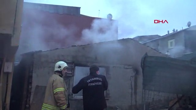 Avcılar'da halı yıkanan işyeri alev alev yandı