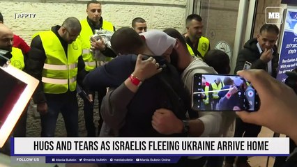 Hugs and tears as Israelis fleeing Ukraine arrive home