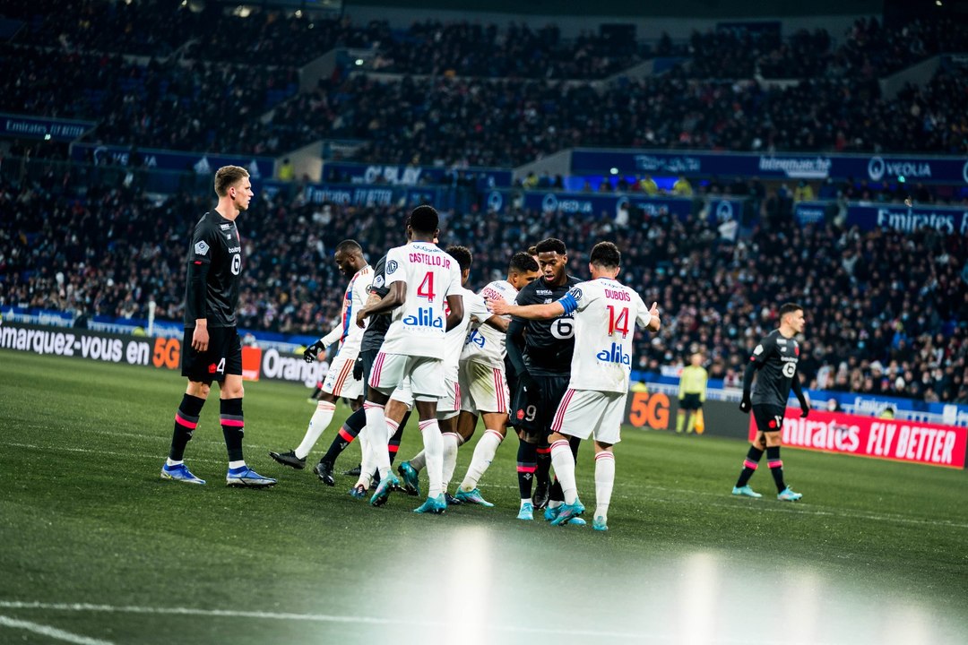 Inside : Dans les coulisses de la victoire à Lyon