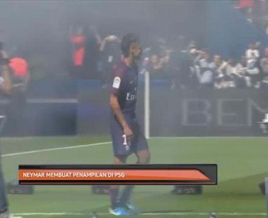 Neymar membuat penampilan di PSG