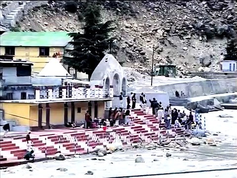 Hindu temple along the river Ganges or Ganga, at Gangotri