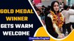 Gold Medal winner Sadia Tariq gets warm welcome on arrival in Delhi airport | Watch | Oneindia News