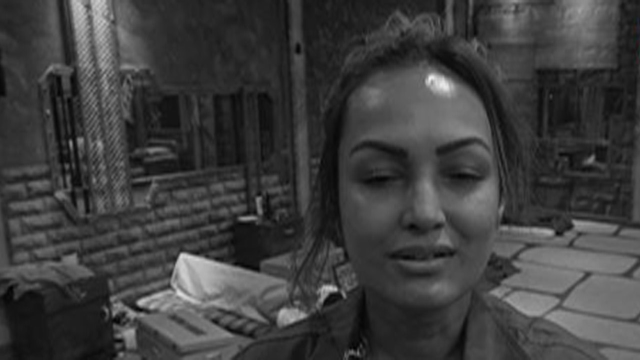 LOCK UPP : Nisha Rawal Emotional Message to Son Kavish from Lock upp watchout | FilmiBeat