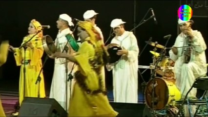 instrument et dance amazigh _ الفنان الكبير حمو عديشان _ رقصة رائعة على نغمات الكمان