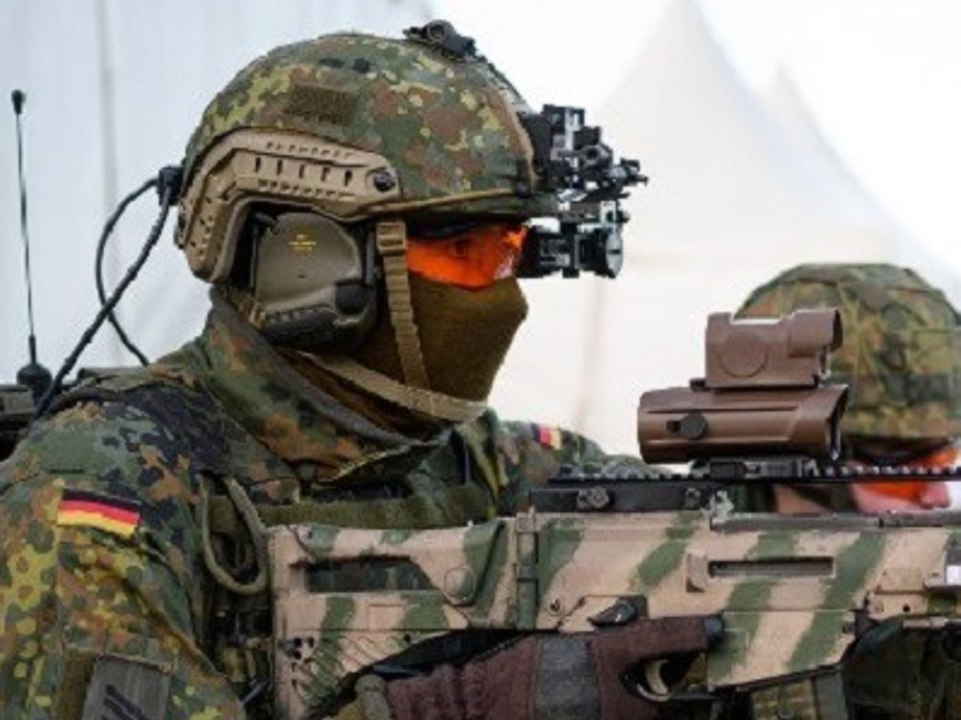 Wird wegen Putin die Wehrpflicht in Deutschland wieder eingeführt?