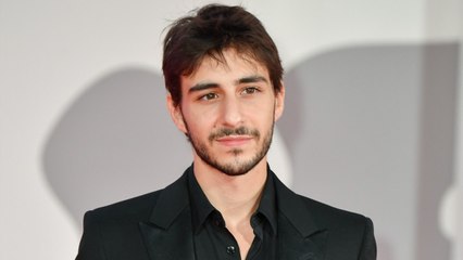 GALA VIDEO - PHOTO – “Je suis tombé amoureux” : Ben Attal publie un tendre cliché