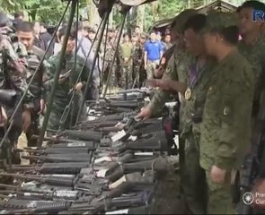 Duterte visits besieged city of Marawi