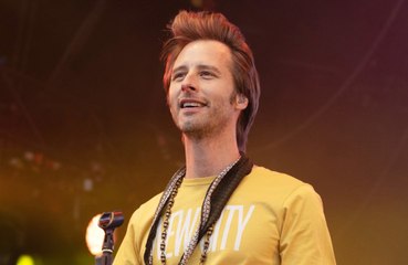 Chesney Hawkes has "some songs" written for Adele