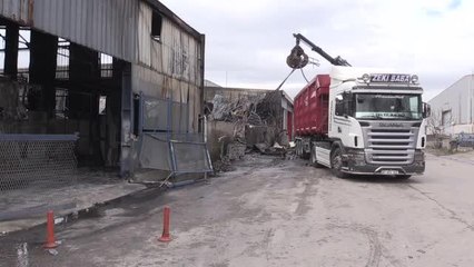 Yangında zarar gören iş yerlerinde hasar tespit çalışmalarına başlandı