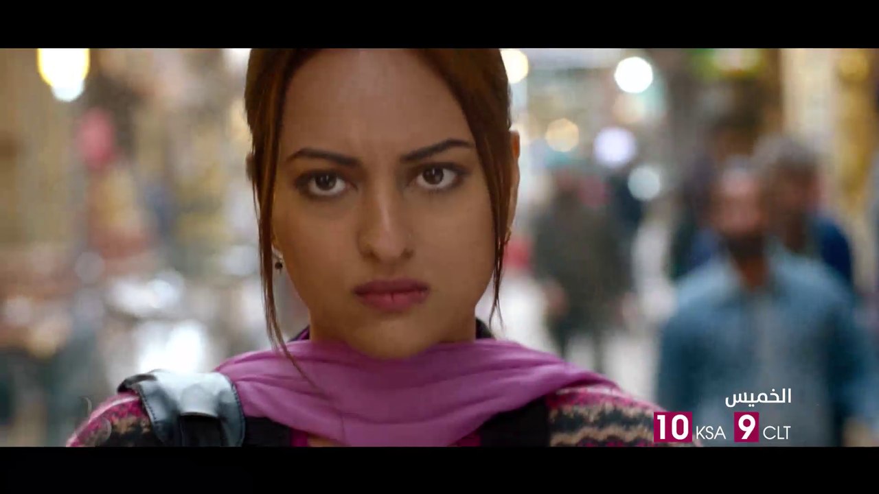 ملحمة كوميدية فريدة من نوعها تجمع سوناكشي سينها مع فارون شارما في KHANDAANI SHAFAKHANA