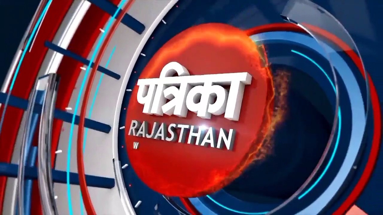 VIDEO : युवती के सीने में घोंपा चाकू, परिजनों ने की युवक की धुनाई