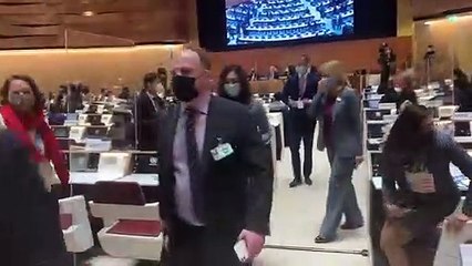 Rusya Dışişleri Bakanı, BM'de konuşurken salonu terk ettiler!