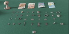 Crotone - Droga, soldi falsi e reperti archeologici: arrestati due fratelli (01.03.22)