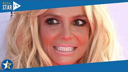 Britney Spears : toute nue sur la plage, elle se lâche !