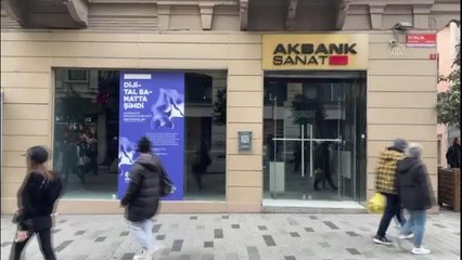 "Dijital Sanatta Şimdi: Alternatif Gerçeklikler + NFT" Akbank Sanat'ta açıldı