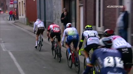 Un final façon "pistards" et Trentin a tenu tout le monde en respect