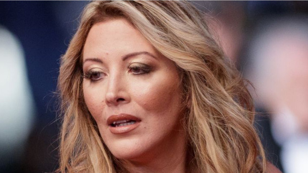 GALA VIDÉO - “Je suis au bout de ma vie…” : Loana poignante à propos de sa vie sentimentale