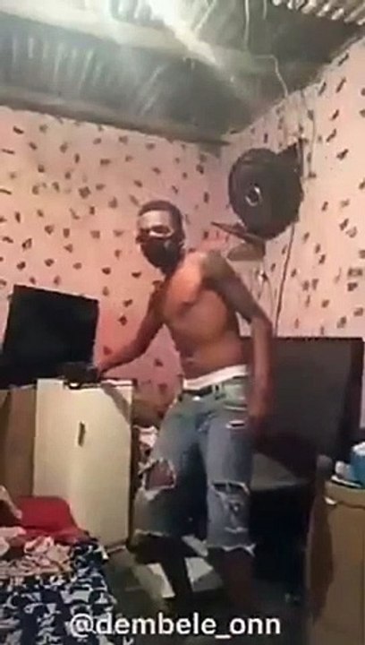 C'est ce que font les vrais amis... ahaha