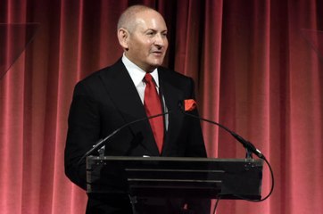 Le PDG d'Estée Lauder licencié après un post raciste sur les réseaux sociaux