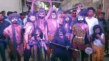 देखें वीडियो : महाकाल निकले नगर भ्रमण पर तो नाचे भूत-पिशाच